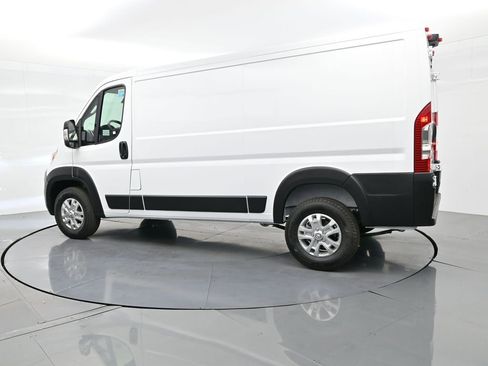 New 2025 RAM ProMaster 1500 w/ Quick Order Package 22G SLT image 9