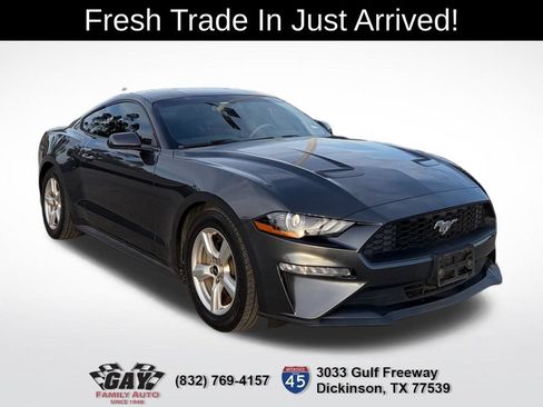 Used 2018 Ford Mustang Coupe RWD image 1
