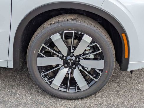 New 2026 Mitsubishi Outlander SEL image 11