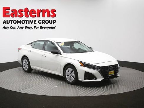 Used 2024 Nissan Altima 2.5 S FWD image 50