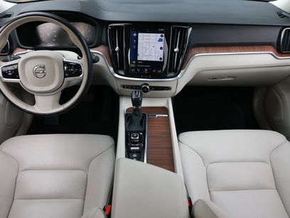 Used 2020 Volvo S60 T6 Momentum w/ Protection Package