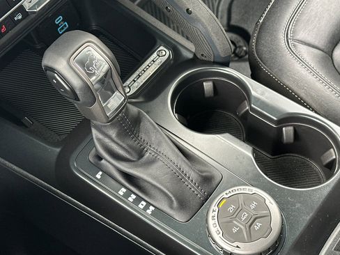 New 2025 Ford Bronco Badlands w/ Sasquatch Package image 22