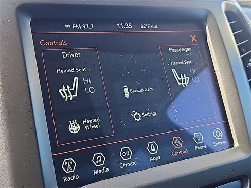 Used 2022 Jeep Cherokee Latitude Lux image 17