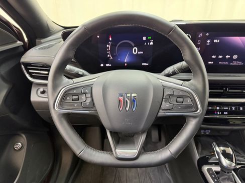 Used 2024 Buick Envista Avenir FWD image 21