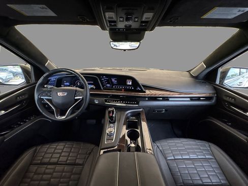 Certified 2024 Cadillac Escalade ESV Premium Luxury Platinum image 23