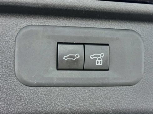 Certified 2025 Toyota Grand Highlander AWD Hybrid image 31