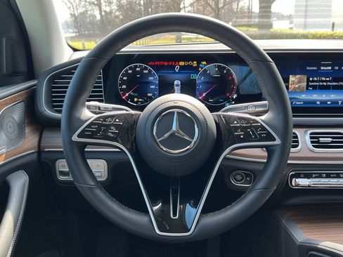 Certified 2026 Mercedes-Benz GLE 450 GLE 450 image 18