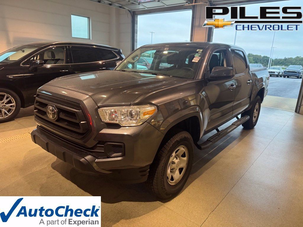 Used 2023 Toyota Tacoma SR AWD/4WD image 1
