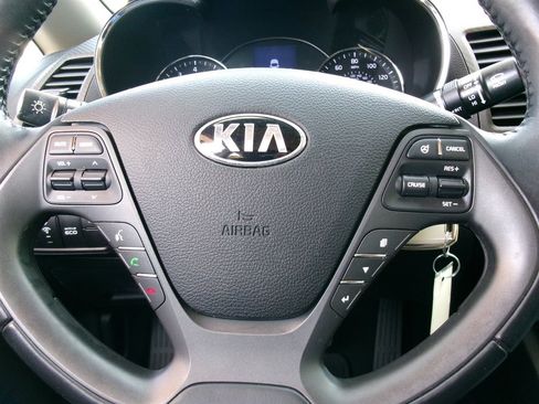 Used 2014 Kia Forte EX FWD image 17