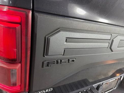Used 2019 Ford F150 Raptor w/ Equipment Group 802A Luxury AWD/4WD image 14