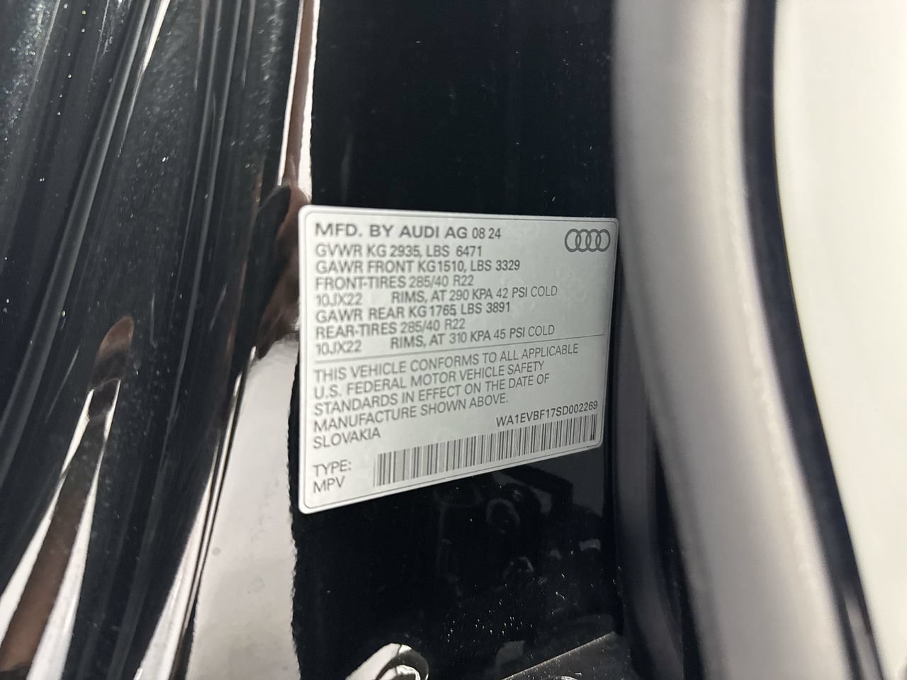 Used 2025 Audi Q8 Premium Plus AWD/4WD image 33