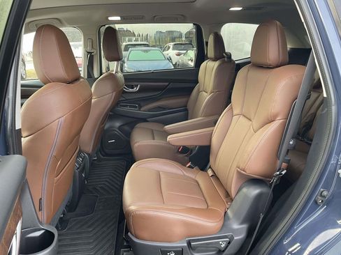 Certified 2025 Subaru Ascent Touring w/ Popular Package #2 image 4