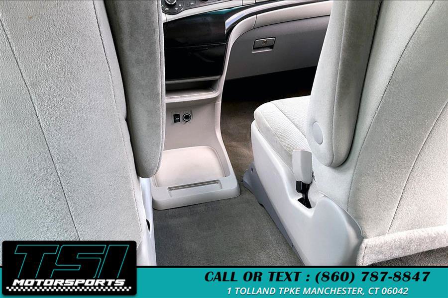 Used 2013 Toyota Sienna L FWD image 33