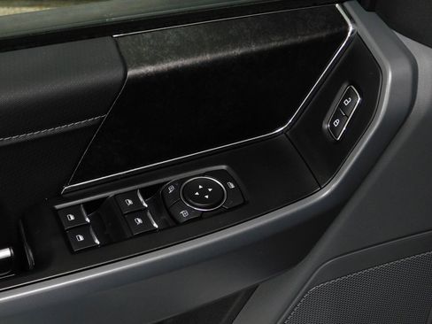 Used 2022 Ford F150 XLT w/ Equipment Group 301A Mid image 32