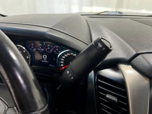 Used 2019 GMC Yukon XL Denali image 29