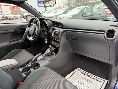 Used 2011 Scion tC image 24