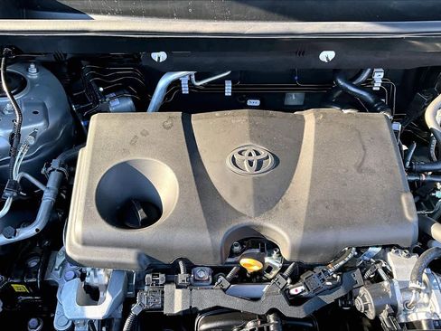 New 2025 Toyota RAV4 XLE image 17