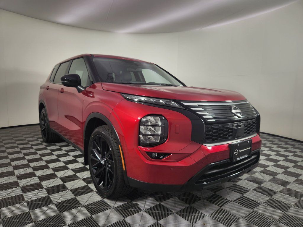 Used 2026 Nissan Rogue SL w/ Family Package AWD/4WD image 7