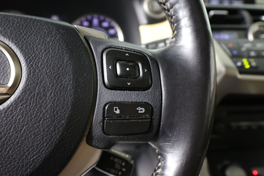 Used 2015 Lexus NX 200t AWD w/ Premium Package image 33