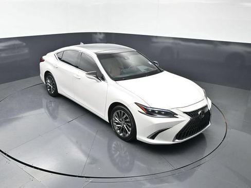 Used 2025 Lexus ES 350 Ultra Luxury w/ Accessory Package (Z1) FWD image 19