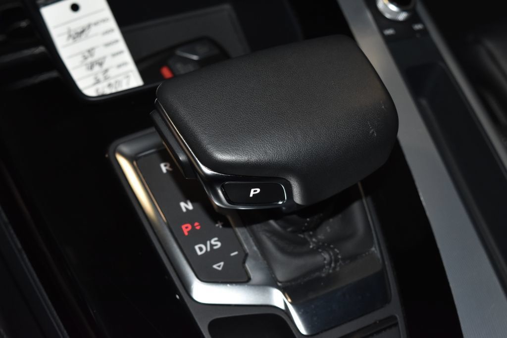 Used 2025 Audi Q5 2.0T Premium AWD/4WD image 19