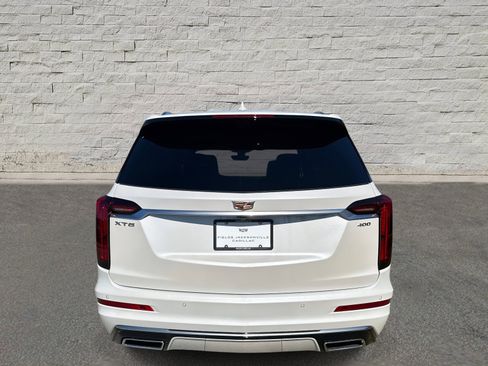 New 2025 Cadillac XT6 Premium Luxury w/ Platinum Package image 4