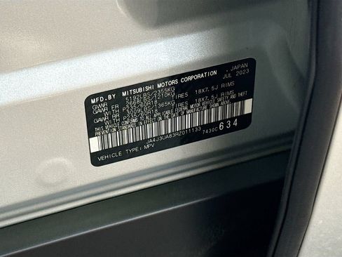 Used 2024 Mitsubishi Outlander ES FWD image 30