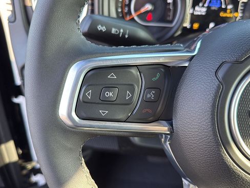 New 2025 Jeep Wrangler Unlimited Sahara AWD/4WD image 15