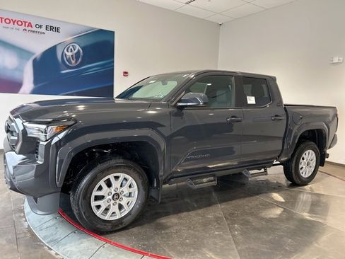 New 2025 Toyota Tacoma SR5 image 3