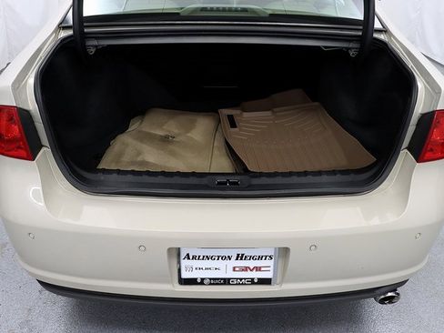 Used 2011 Buick Lucerne CXL w/ Driver Confidence Package image 25