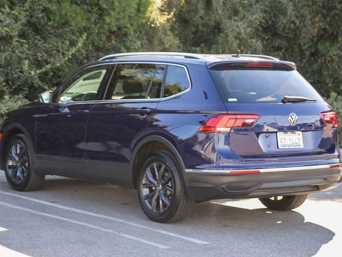 Used 2022 Volkswagen Tiguan SE image 6