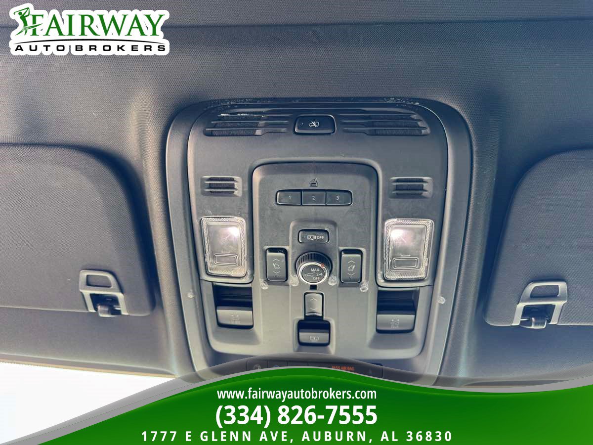 Used 2023 GMC Yukon XL Denali w/ Advanced Technology Package RWD image 26