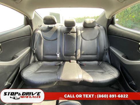 Used 2012 Hyundai Elantra Limited image 19