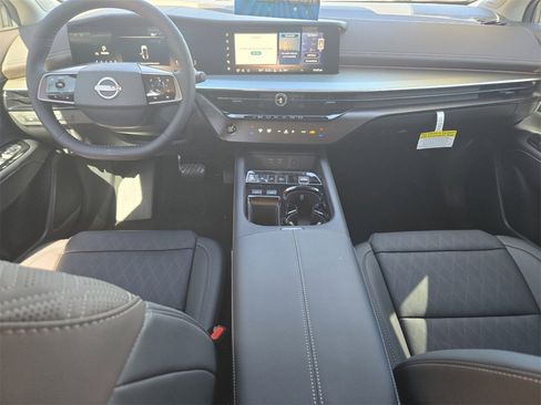 New 2026 Nissan Murano Platinum image 16