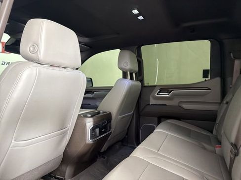 Used 2022 GMC Sierra 1500 SLT w/ SLT Premium Plus Package image 14