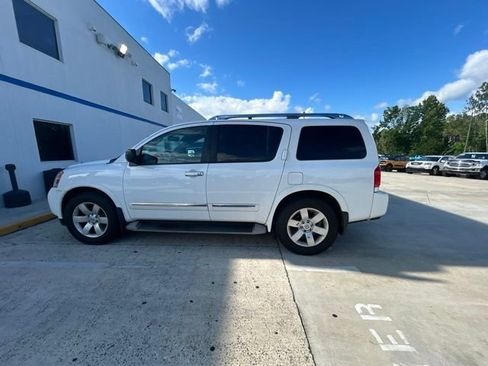 Used 2011 Nissan Armada SL RWD image 18