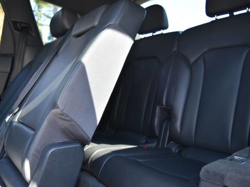 Used 2017 Audi Q7 2.0T Premium AWD/4WD image 53