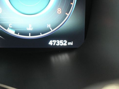 Used 2022 Hyundai Santa Fe Calligraphy AWD/4WD image 13