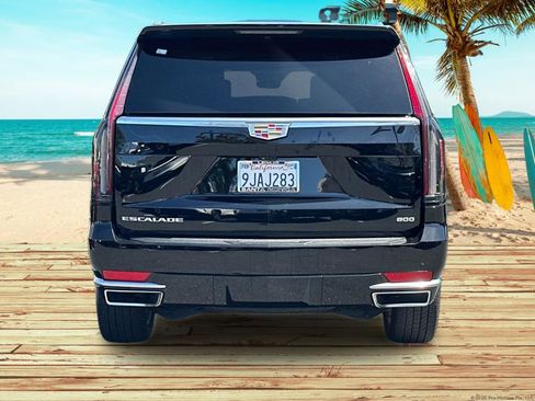 Used 2024 Cadillac Escalade ESV Premium Luxury Platinum AWD/4WD image 5