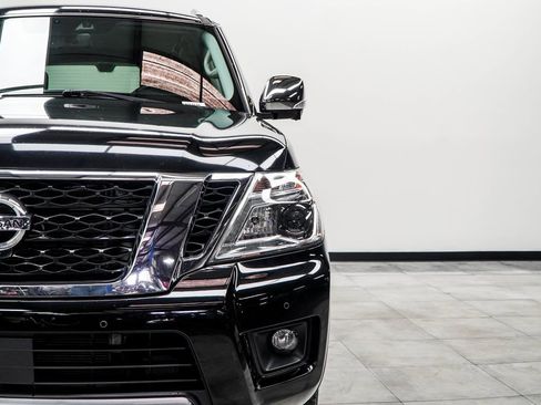 Used 2020 Nissan Armada Platinum w/ Captain's Chairs Package image 4