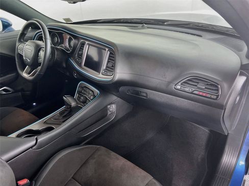 Used 2022 Dodge Challenger R/T Scat Pack RWD image 24