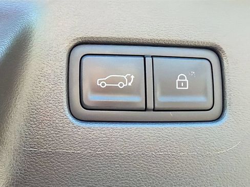 Used 2024 Hyundai Santa Fe SE AWD/4WD image 31