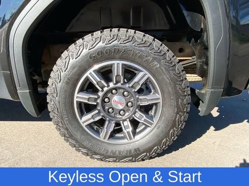 Certified 2024 GMC Sierra 1500 SLE image 33