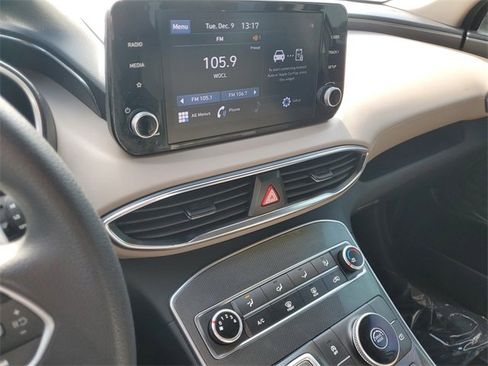 Used 2022 Hyundai Santa Fe SEL image 26