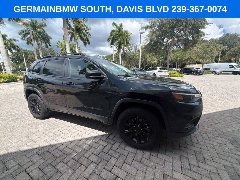 Used 2023 Jeep Cherokee Altitude Lux AWD/4WD image 15