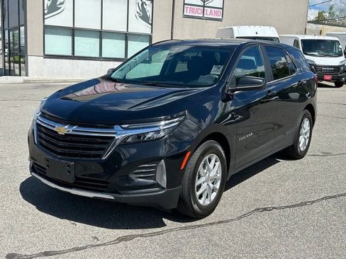 Used 2024 Chevrolet Equinox LT FWD image 9