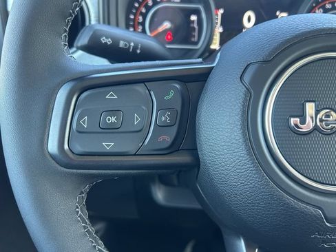 New 2026 Jeep Gladiator Sport AWD/4WD image 28