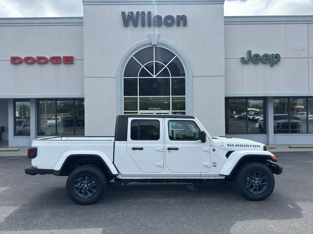 New 2026 Jeep Gladiator Sport AWD/4WD image 1