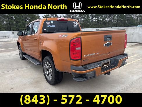 Used 2017 Chevrolet Colorado Z71 image 2