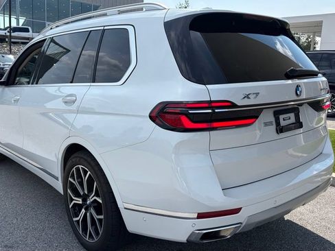 Used 2024 BMW X7 xDrive40i w/ Premium Package AWD/4WD image 2